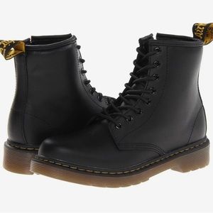 Doc Martin black kids boots, worn but good condition, size 1,